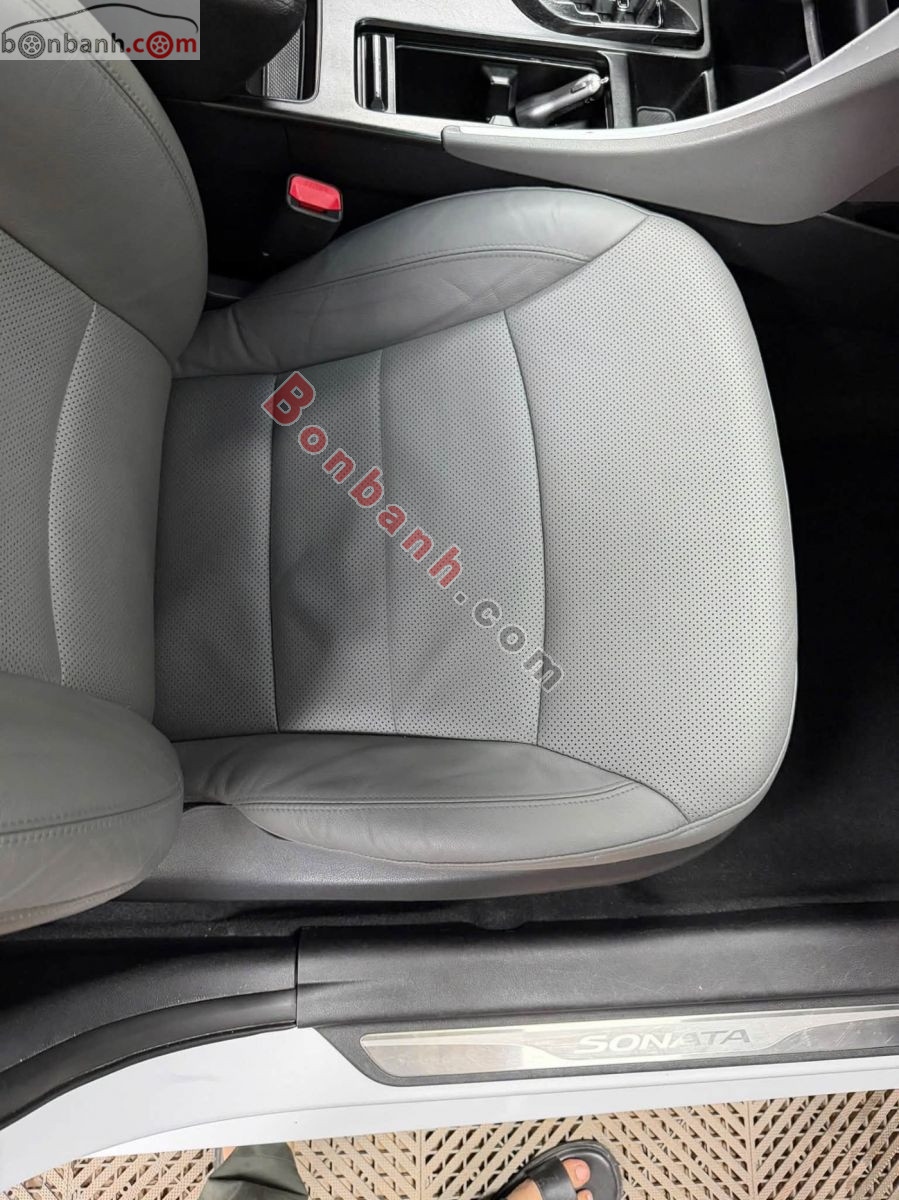 Bán ô tô Hyundai Sonata 2.0 AT - 2010 - xe cũ