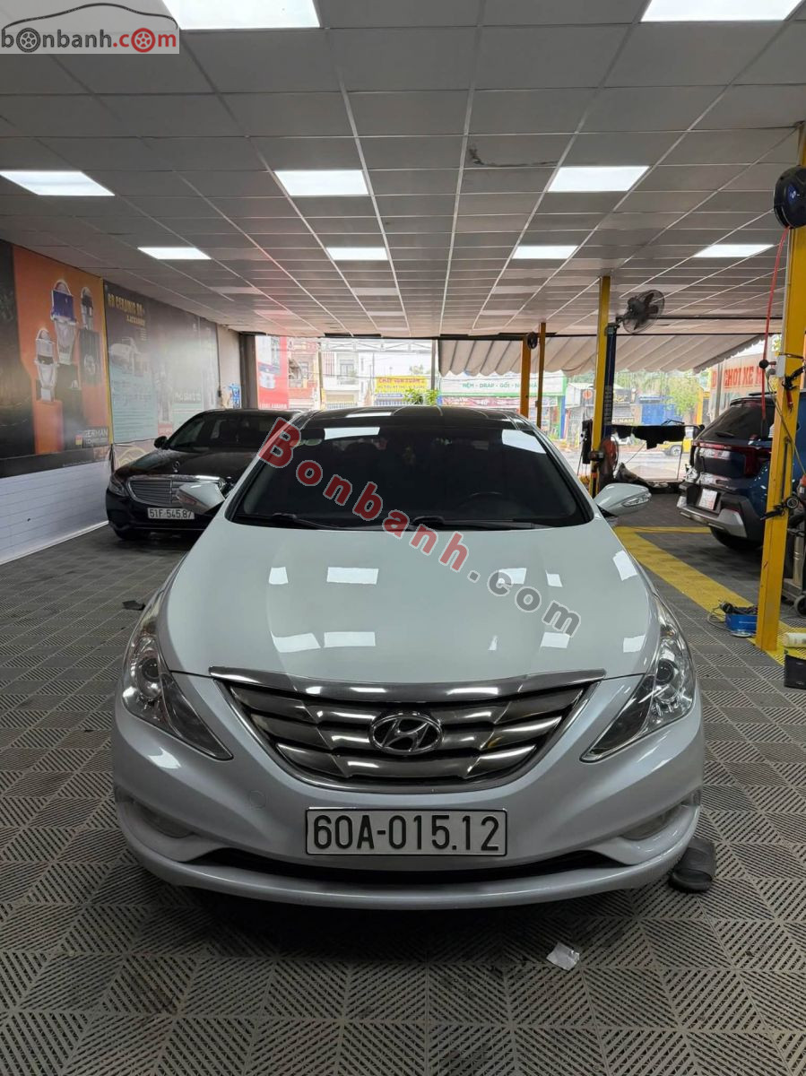 Bán ô tô Hyundai Sonata 2.0 AT - 2010 - xe cũ