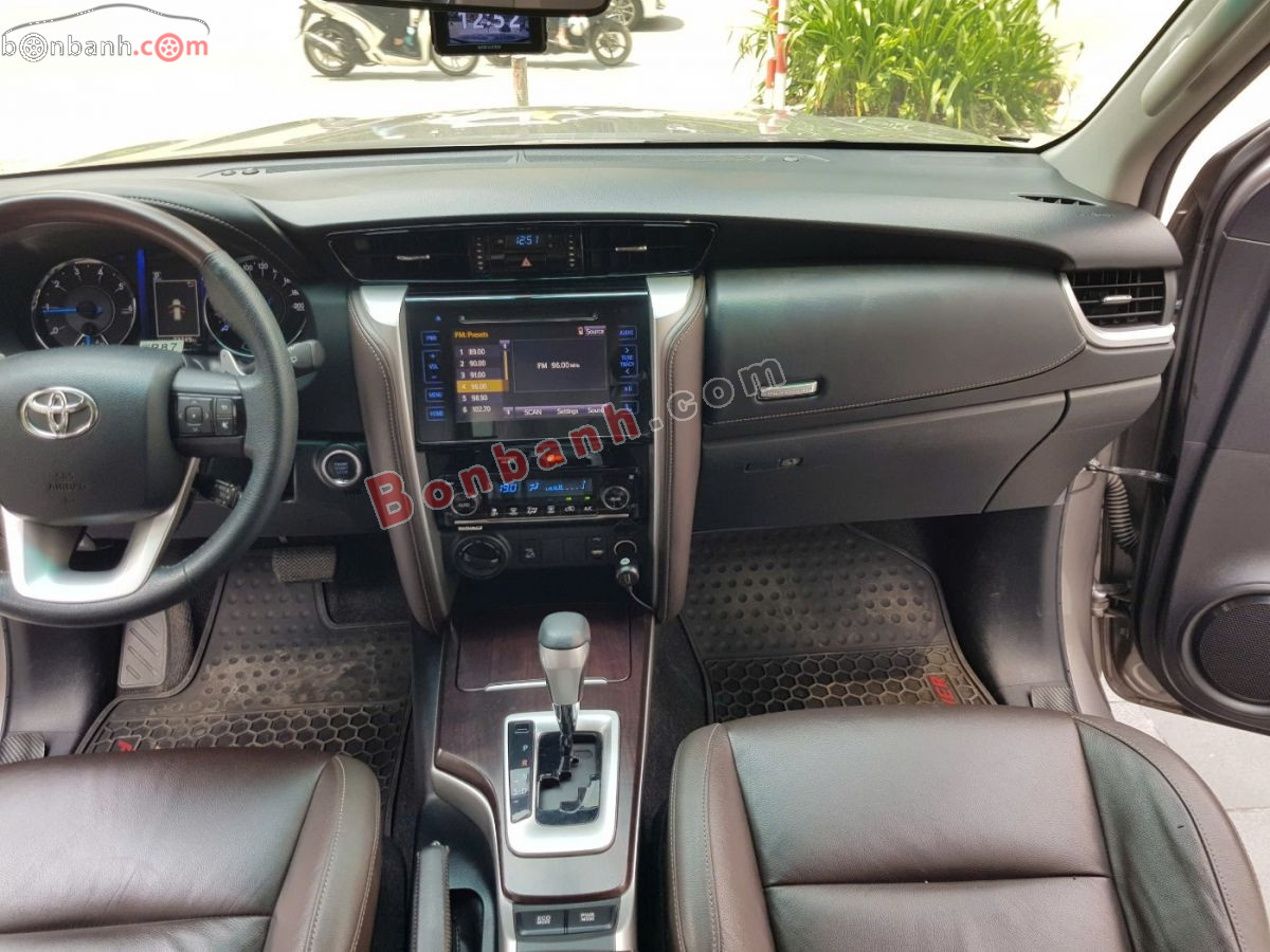 Bán ô tô Toyota Fortuner 2.7V 4x4 AT - 2019 - xe cũ