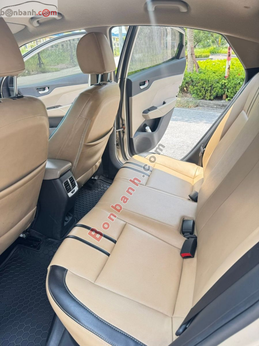 Bán ô tô Hyundai Accent 1.4 AT - 2021 - xe cũ