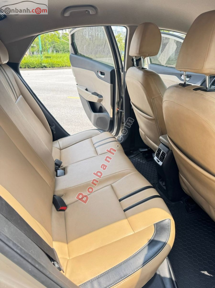 Bán ô tô Hyundai Accent 1.4 AT - 2021 - xe cũ