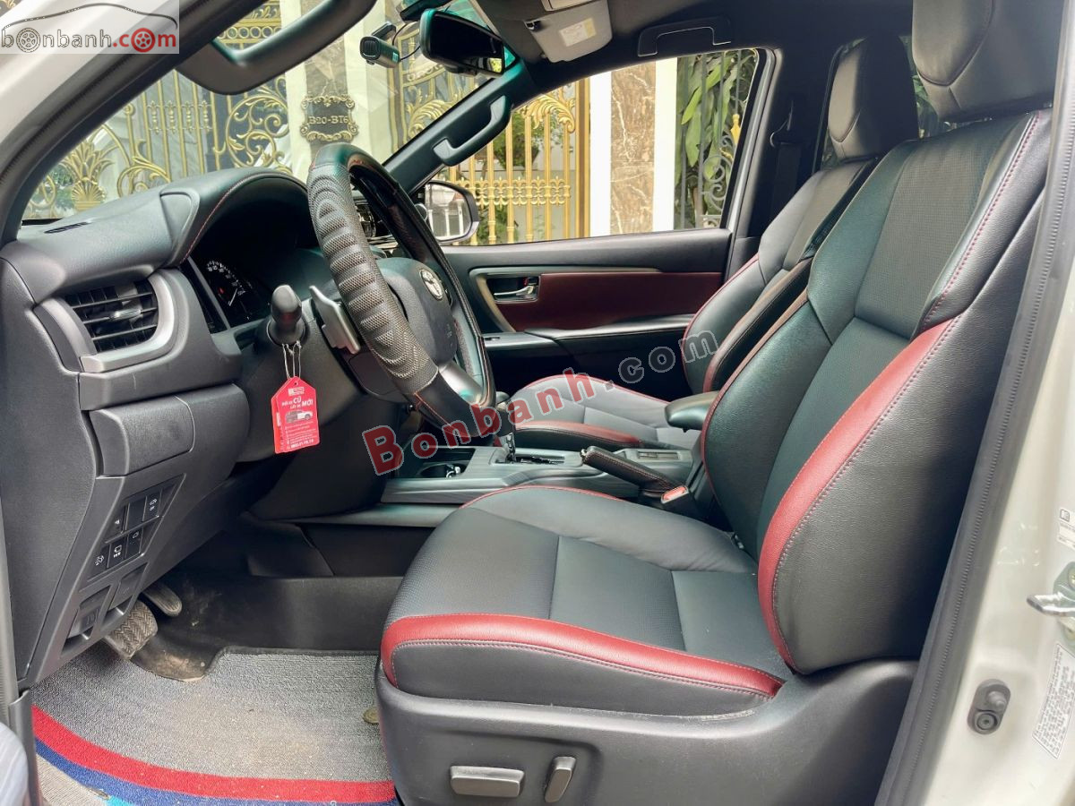 Bán ô tô Toyota Fortuner Legender 2.4L 4x2 AT - 2024 - xe cũ