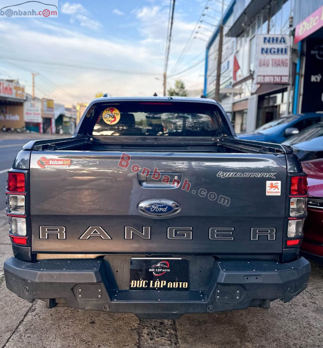 Bán ô tô Ford Ranger Wildtrak 2.0L 4x4 AT - 2018 - xe cũ