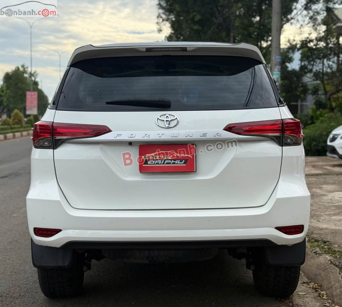 Bán ô tô Toyota Fortuner 2.4L 4x2 MT - 2022 - xe cũ