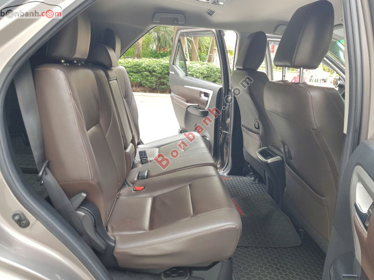 Bán ô tô Toyota Fortuner 2.8V 4x4 AT - 2019 - xe cũ
