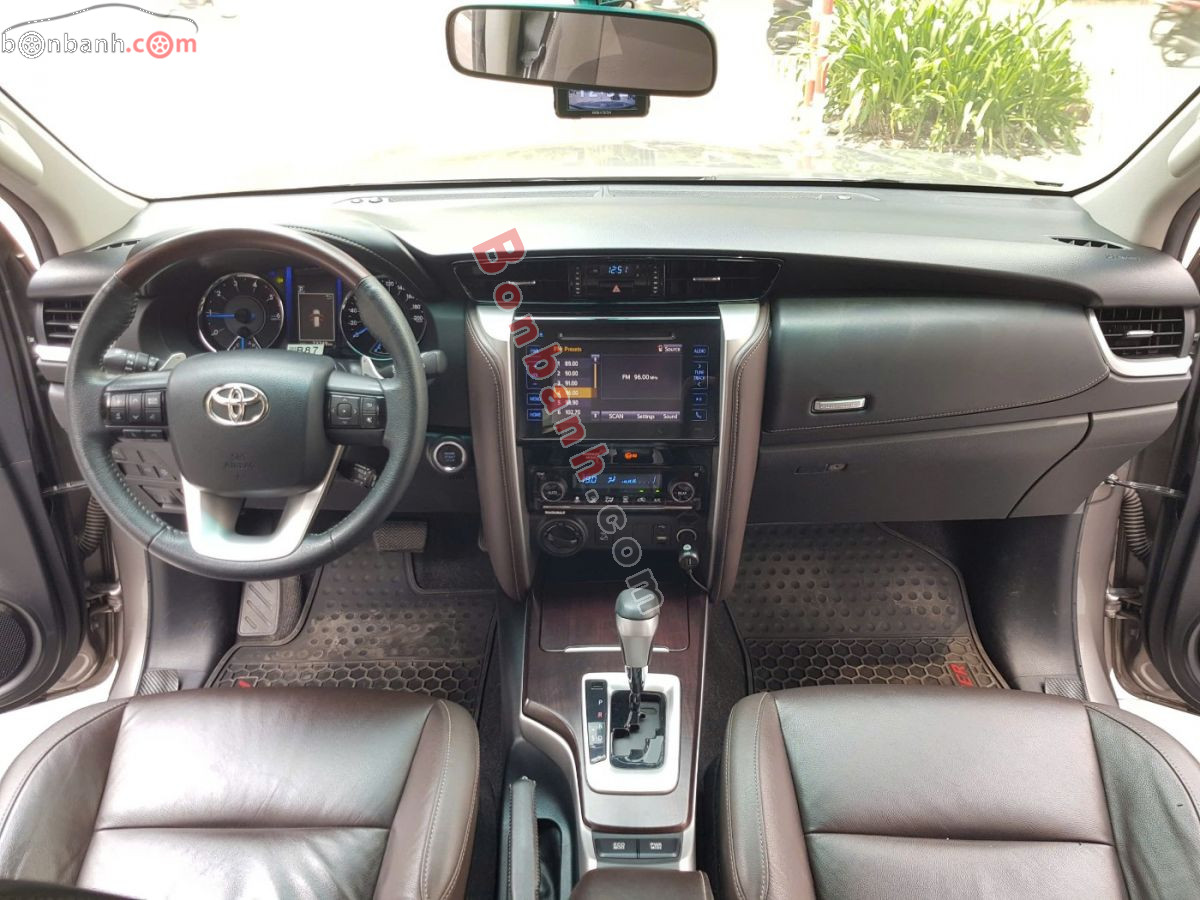 Bán ô tô Toyota Fortuner 2.8V 4x4 AT - 2019 - xe cũ