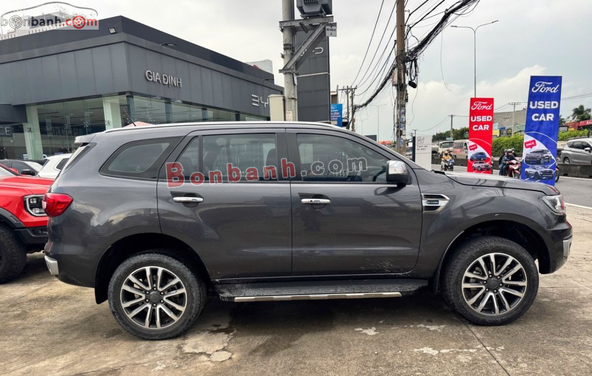 Bán ô tô Ford Everest Titanium 2.0L 4x4 AT - 2022 - xe cũ