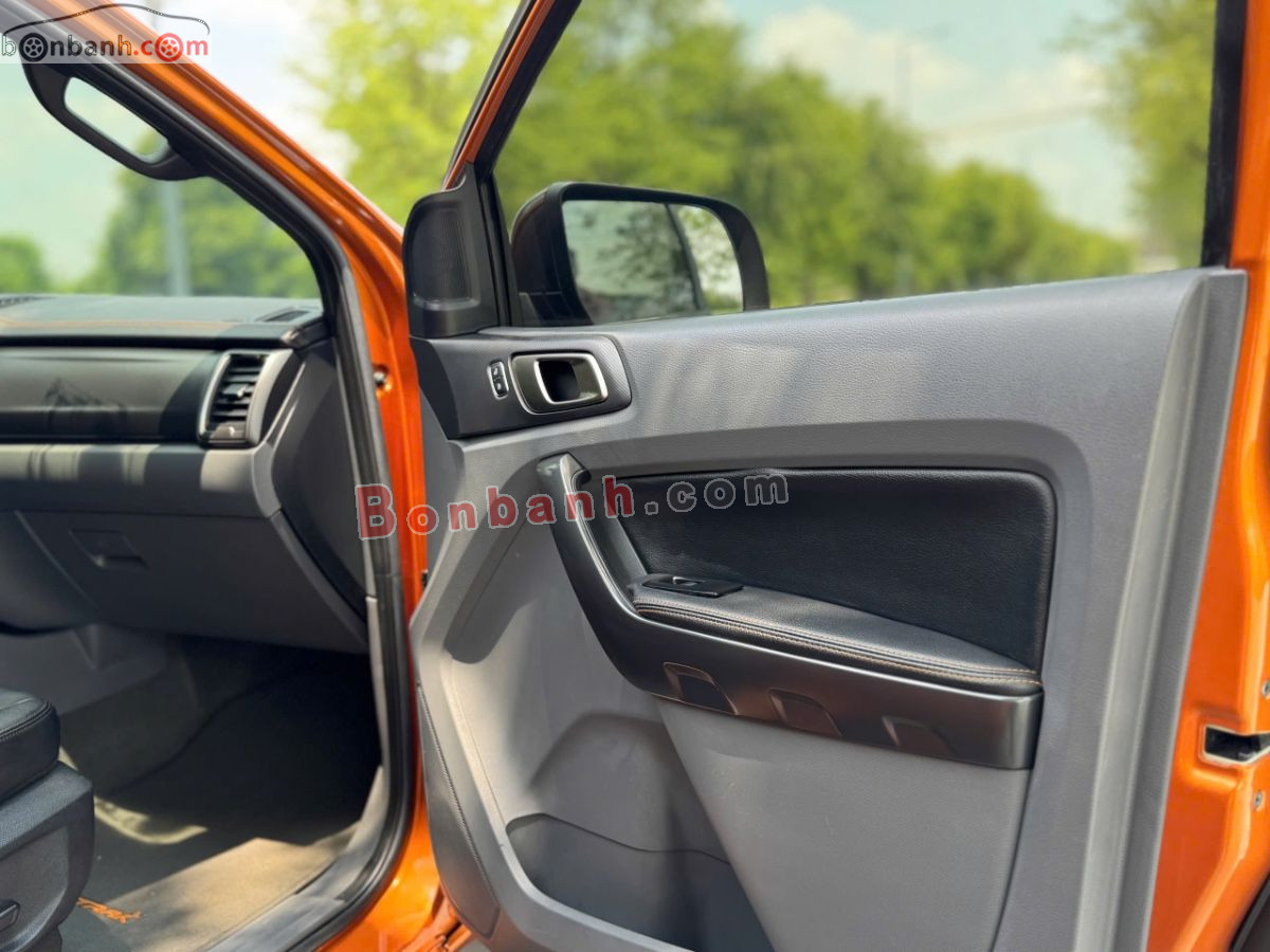 Bán ô tô Ford Ranger Wildtrak 3.2L 4x4 AT - 2016 - xe cũ