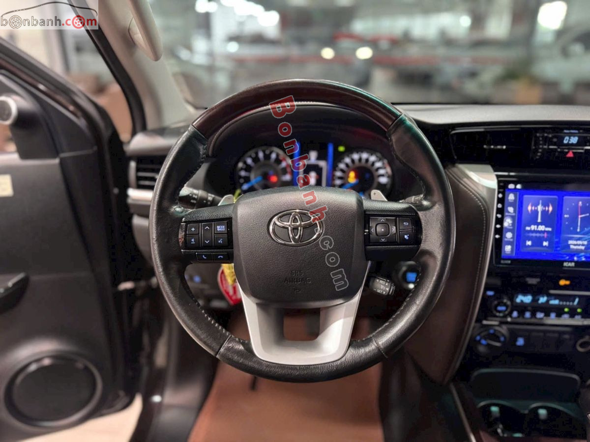 Bán ô tô Toyota Fortuner 2.8V 4x4 AT - 2018 - xe cũ