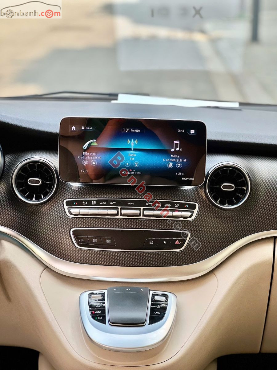 Bán ô tô Mercedes Benz V class V250 AMG - 2023 - xe cũ