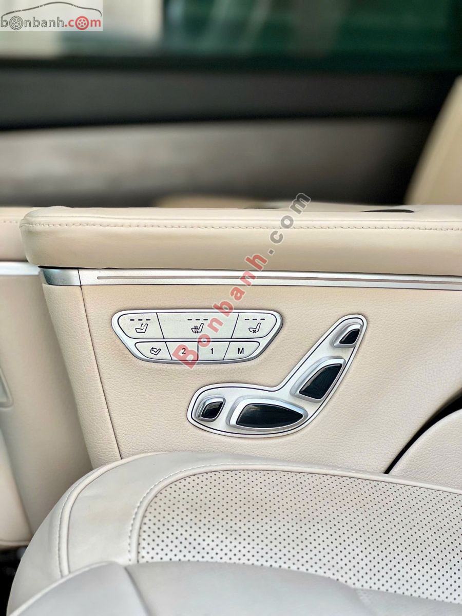 Bán ô tô Mercedes Benz V class V250 AMG - 2023 - xe cũ