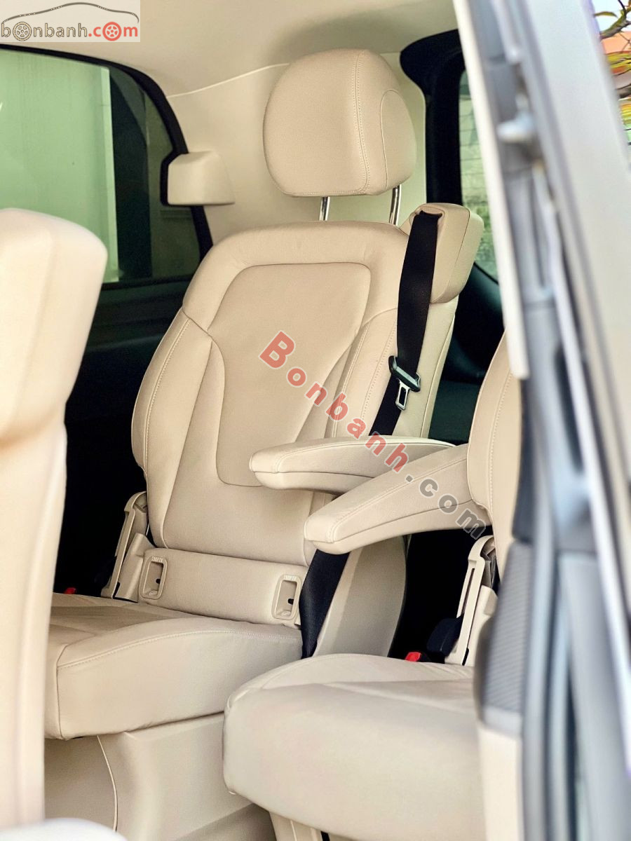 Bán ô tô Mercedes Benz V class V250 AMG - 2023 - xe cũ