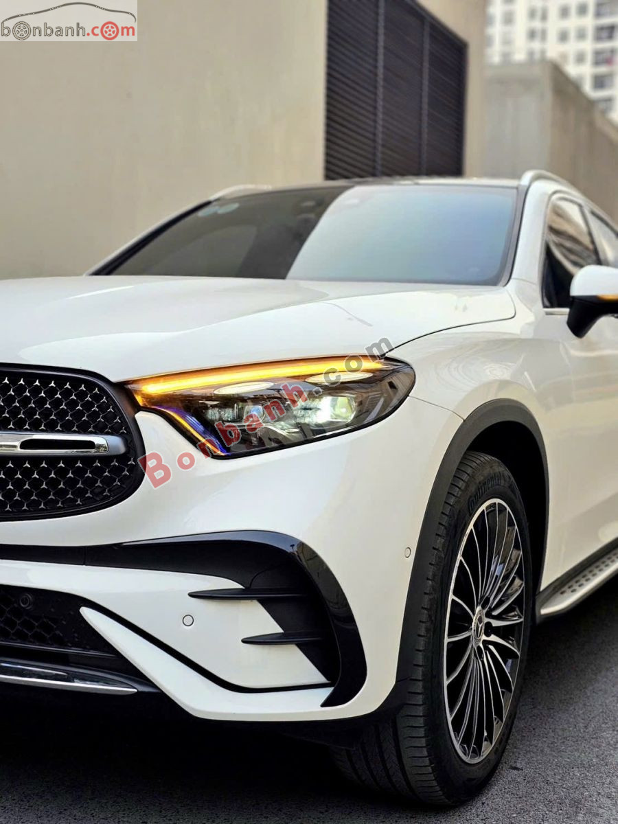 Bán ô tô Mercedes Benz GLC 300 4Matic - 2025 - xe cũ
