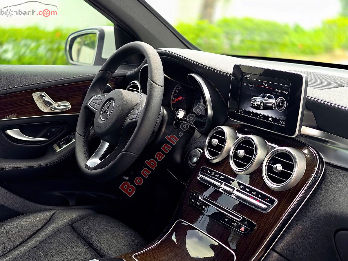 Bán ô tô Mercedes Benz GLC 200 - 2019 - xe cũ