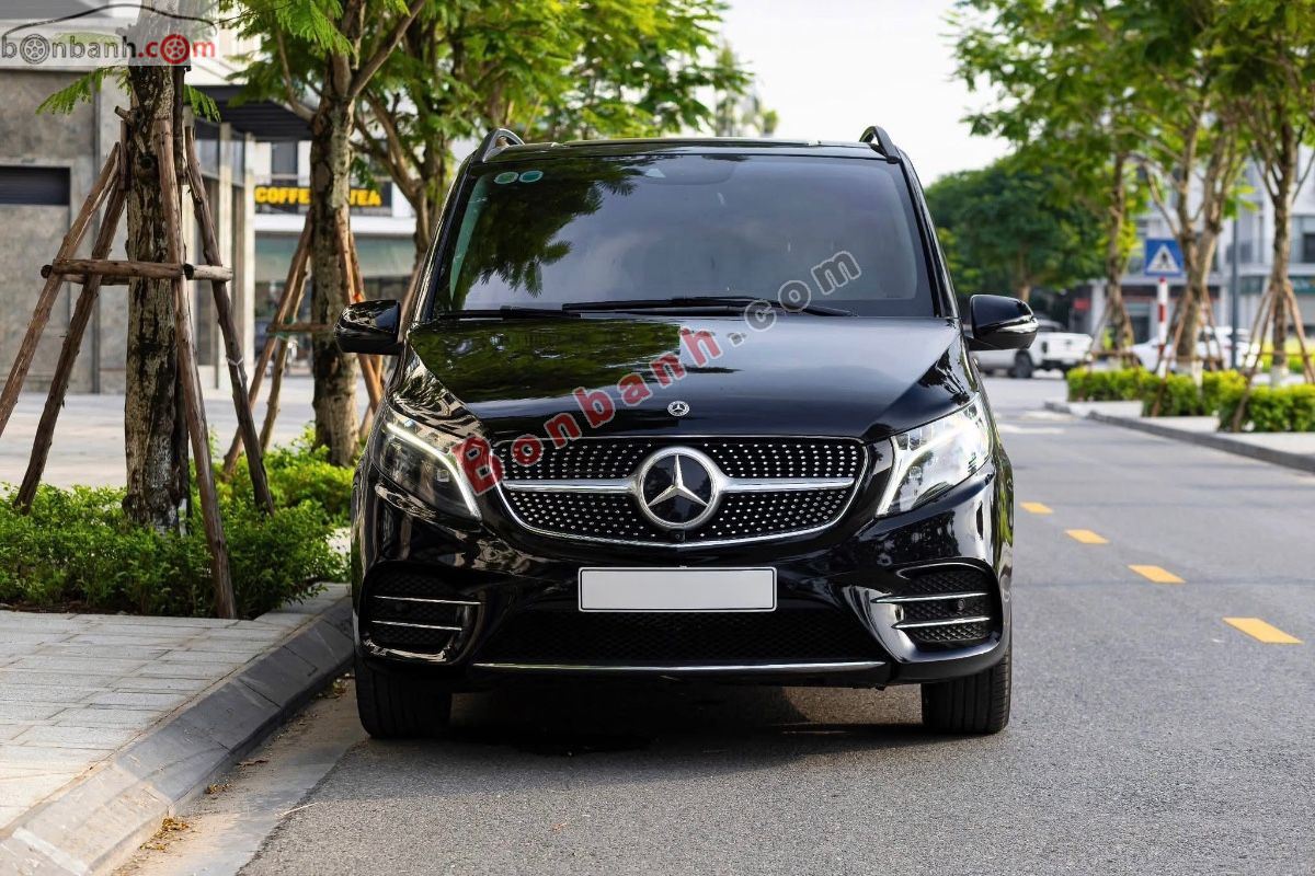 Bán ô tô Mercedes Benz V class V250 AMG - 2023 - xe cũ