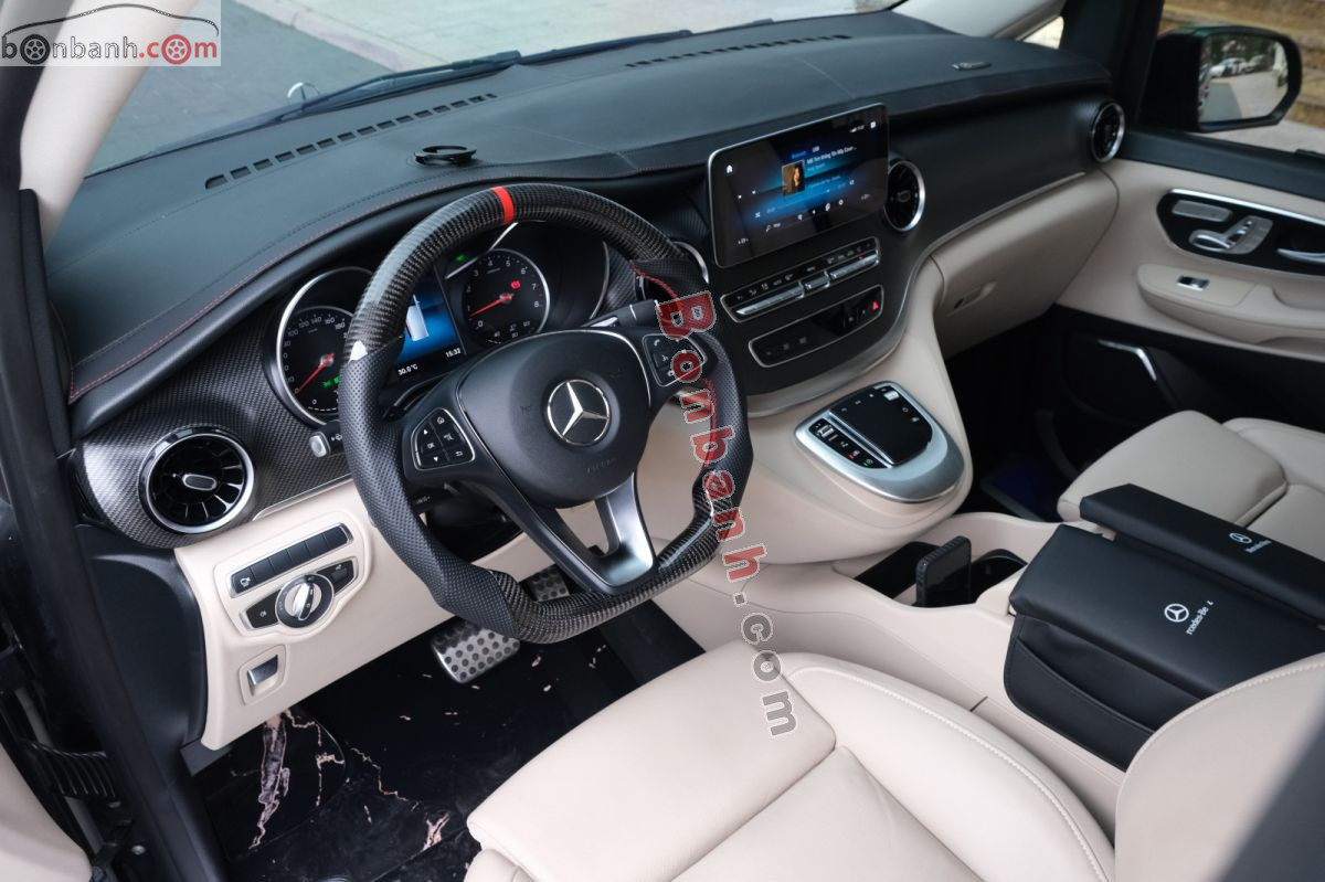 Bán ô tô Mercedes Benz V class V250 AMG - 2023 - xe cũ