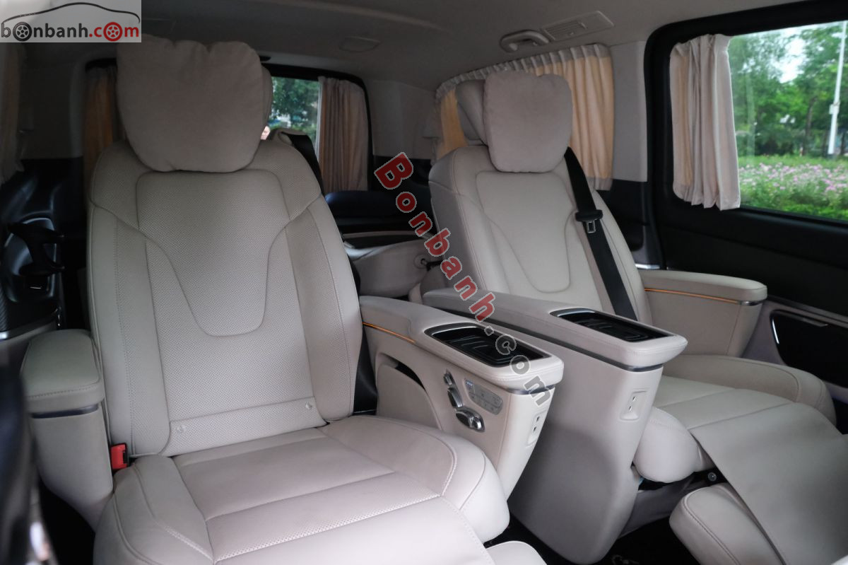 Bán ô tô Mercedes Benz V class V250 AMG - 2023 - xe cũ