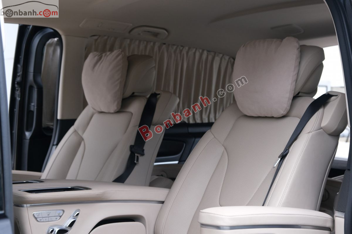 Bán ô tô Mercedes Benz V class V250 AMG - 2023 - xe cũ
