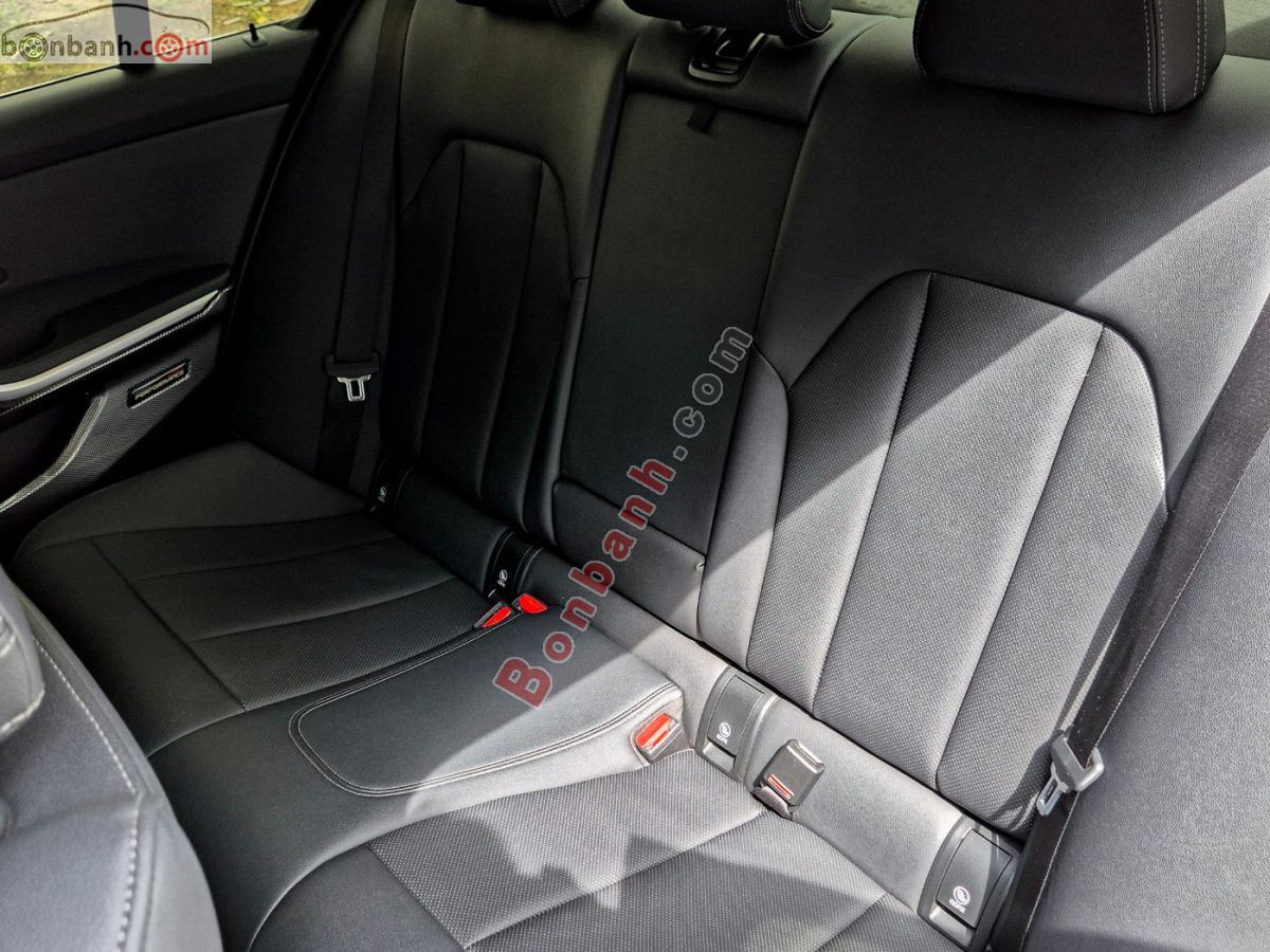 Bán ô tô BMW 3 Series 320i Sport Line - 2024 - xe cũ