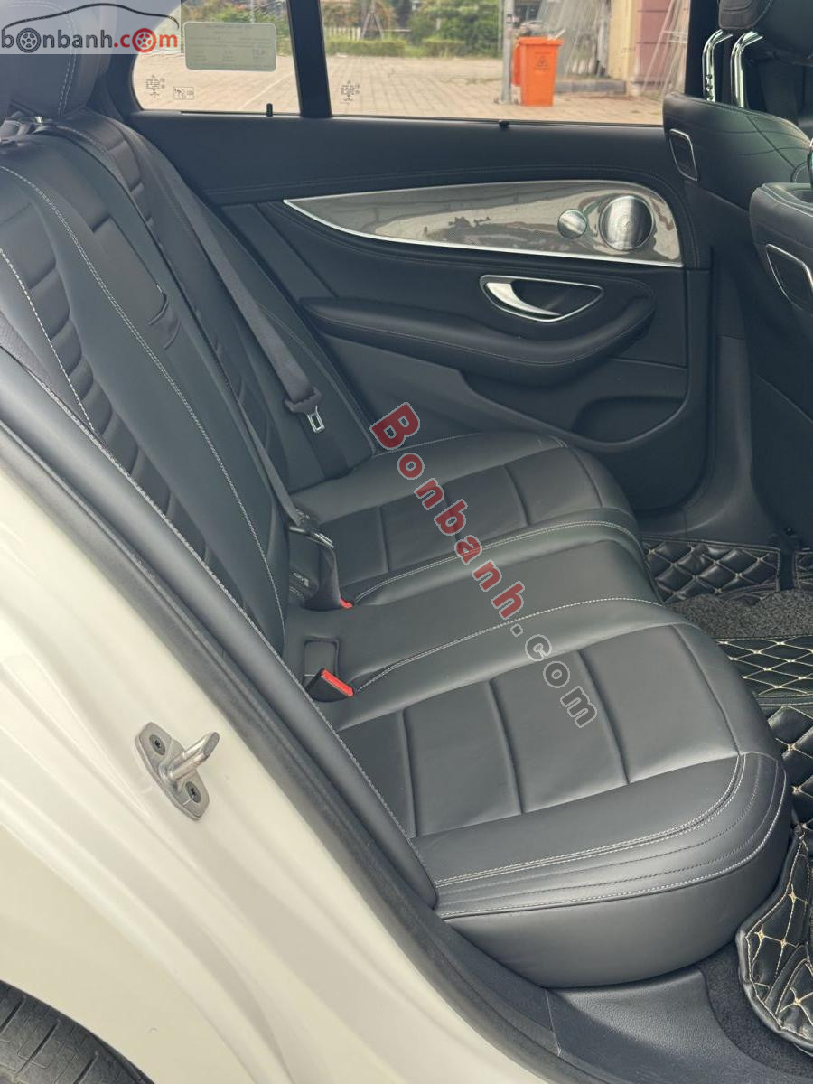 Bán ô tô Mercedes Benz E class E300 AMG - 2020 - xe cũ