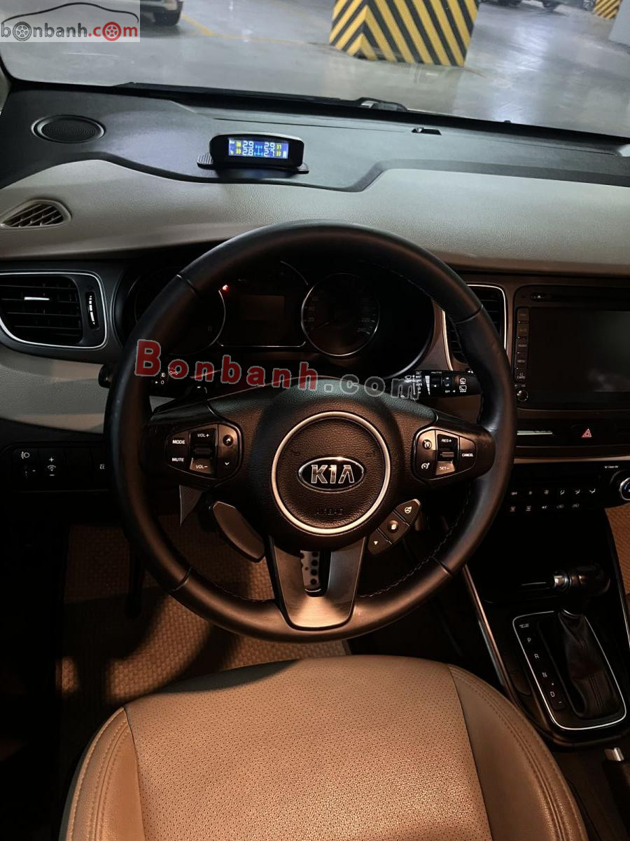 Bán ô tô Kia Rondo GAT - 2017 - xe cũ