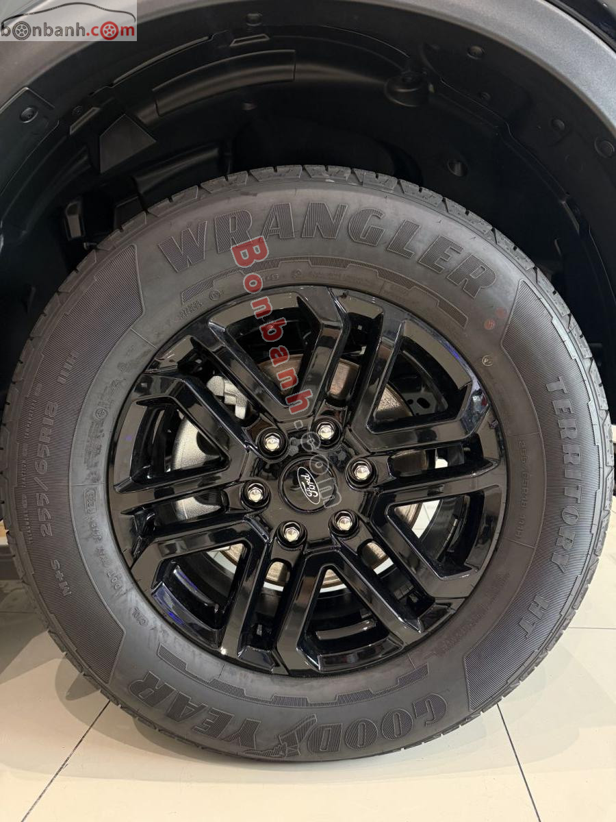 Bán ô tô Ford Everest Active 2.0L 4x2 AT - 2026 - xe mới