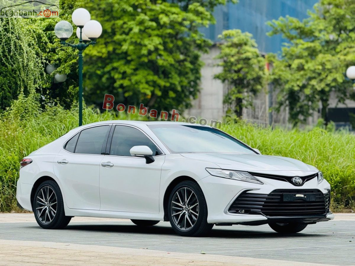Bán ô tô Toyota Camry 2.0Q - 2022 - xe cũ