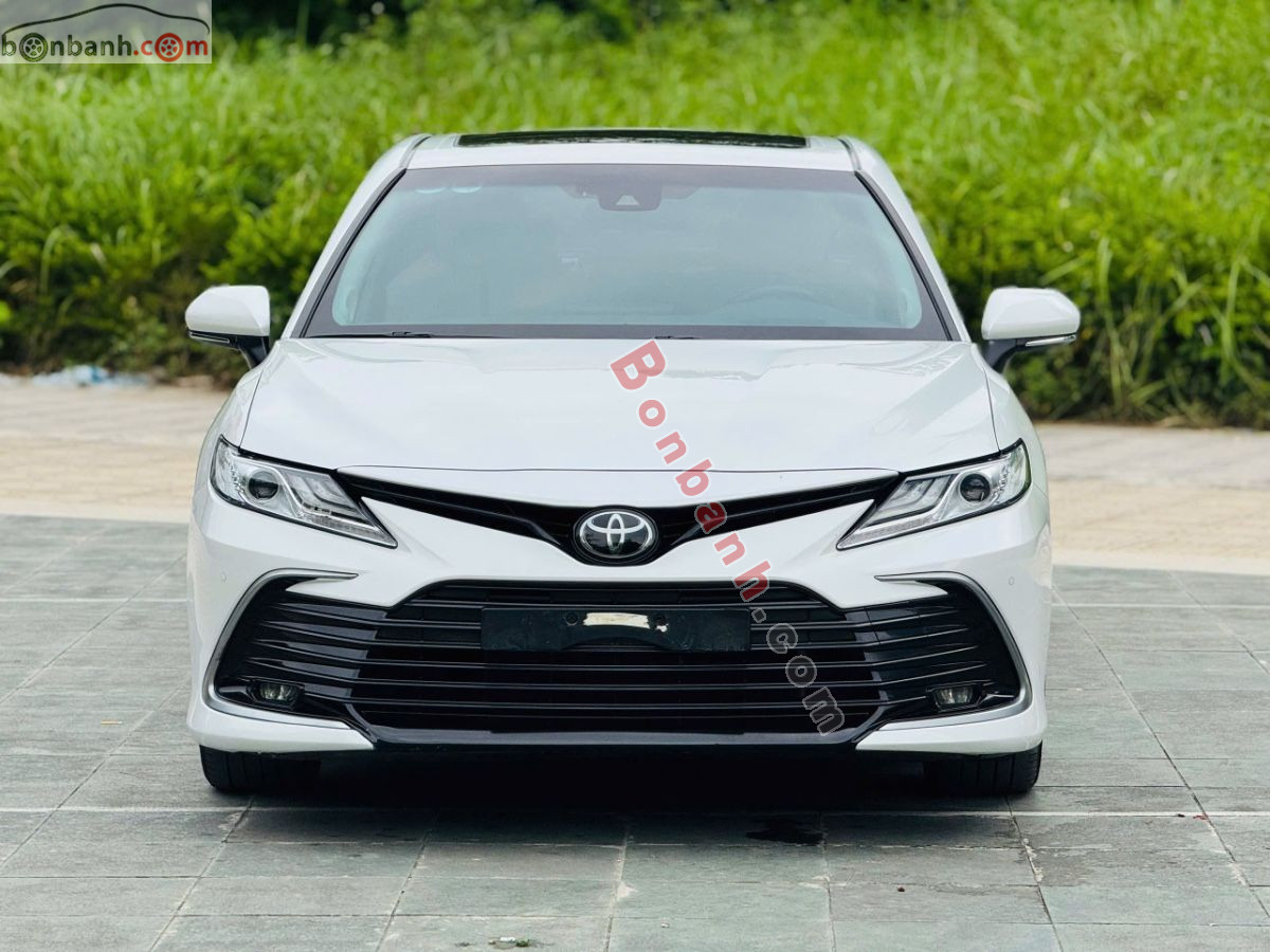 Bán ô tô Toyota Camry 2.0Q - 2022 - xe cũ