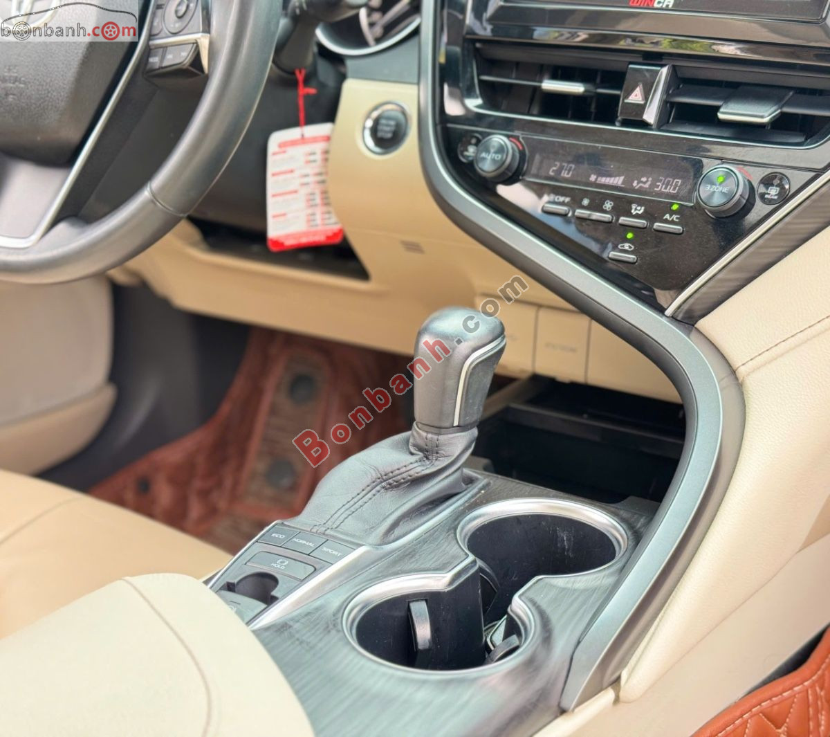 Bán ô tô Toyota Camry 2.0Q - 2022 - xe cũ