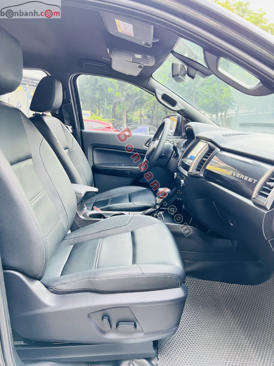 Bán ô tô Ford Everest Titanium 2.0L 4x2 AT - 2022 - xe cũ