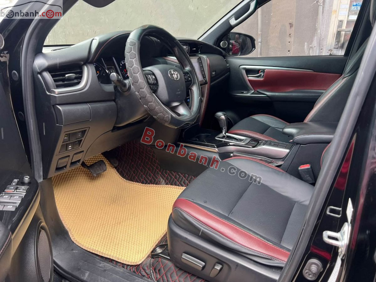 Bán ô tô Toyota Fortuner 2.4G 4x2 AT Legender - 2021 - xe cũ