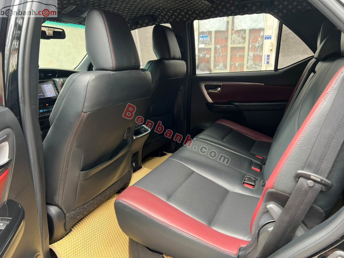 Bán ô tô Toyota Fortuner 2.4G 4x2 AT Legender - 2021 - xe cũ