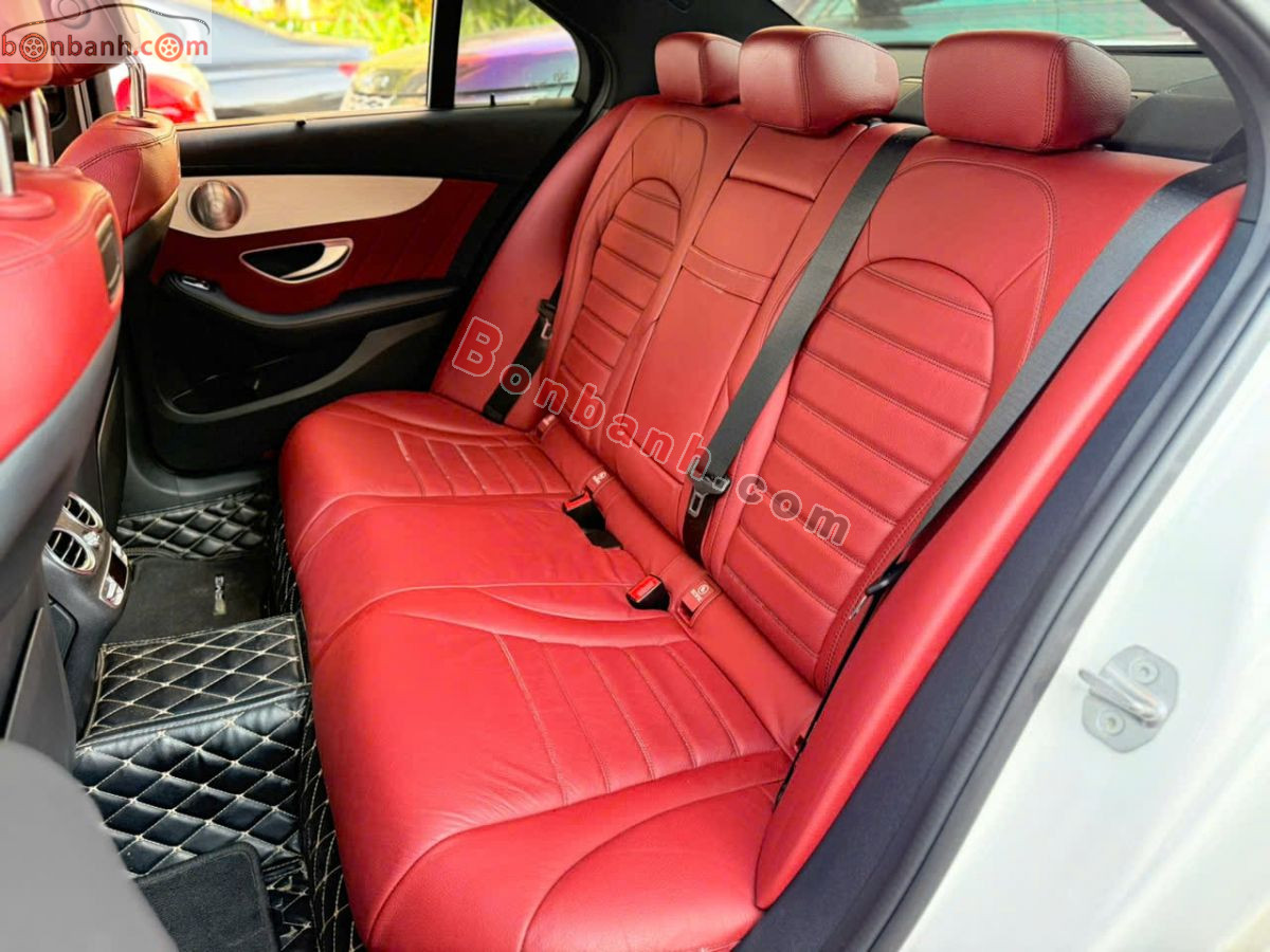Bán ô tô Mercedes Benz C class C300 AMG - 2017 - xe cũ