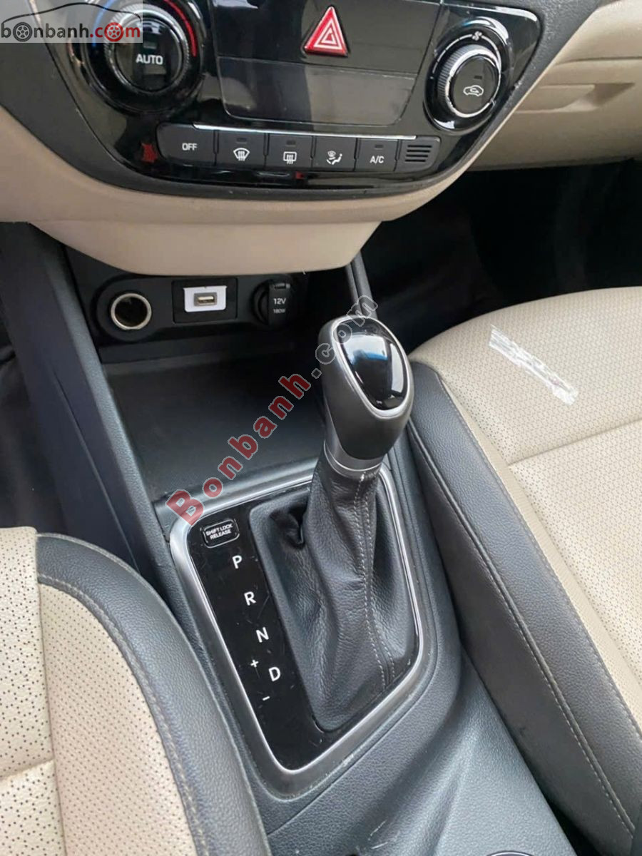 Bán ô tô Hyundai Accent 1.4 AT Đặc Biệt - 2021 - xe cũ