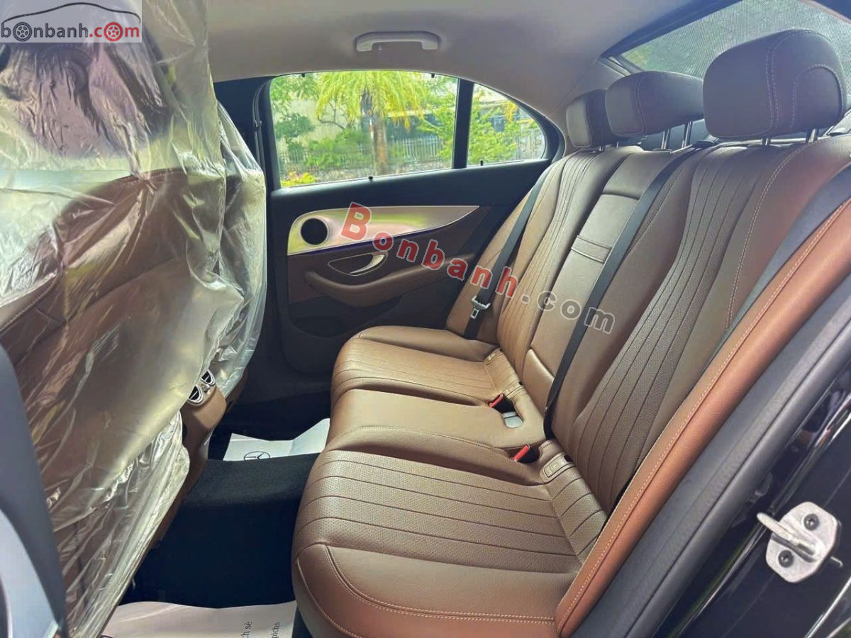 Bán ô tô Mercedes Benz E class E180 - 2023 - xe cũ