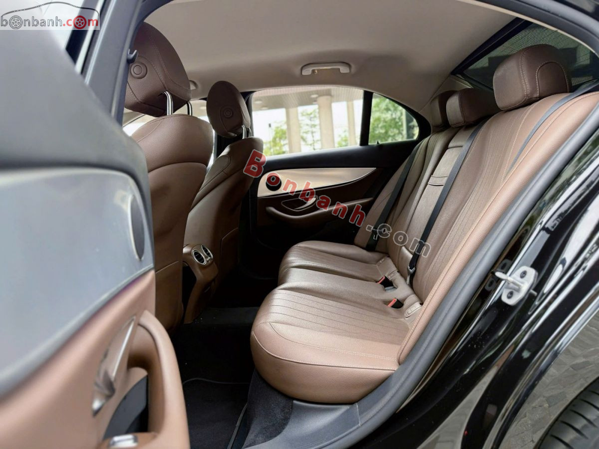 Bán ô tô Mercedes Benz E class E180 - 2022 - xe cũ