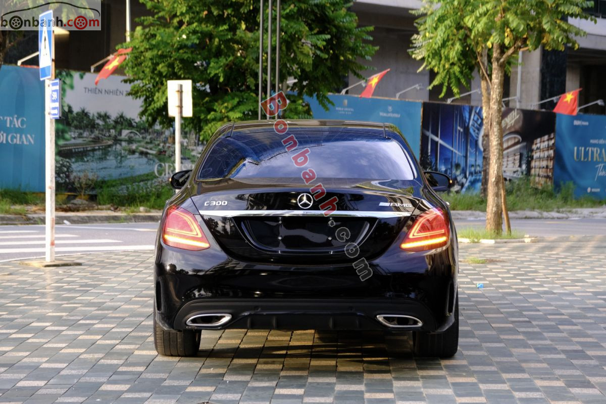 Bán ô tô Mercedes Benz C class C300 AMG - 2020 - xe cũ