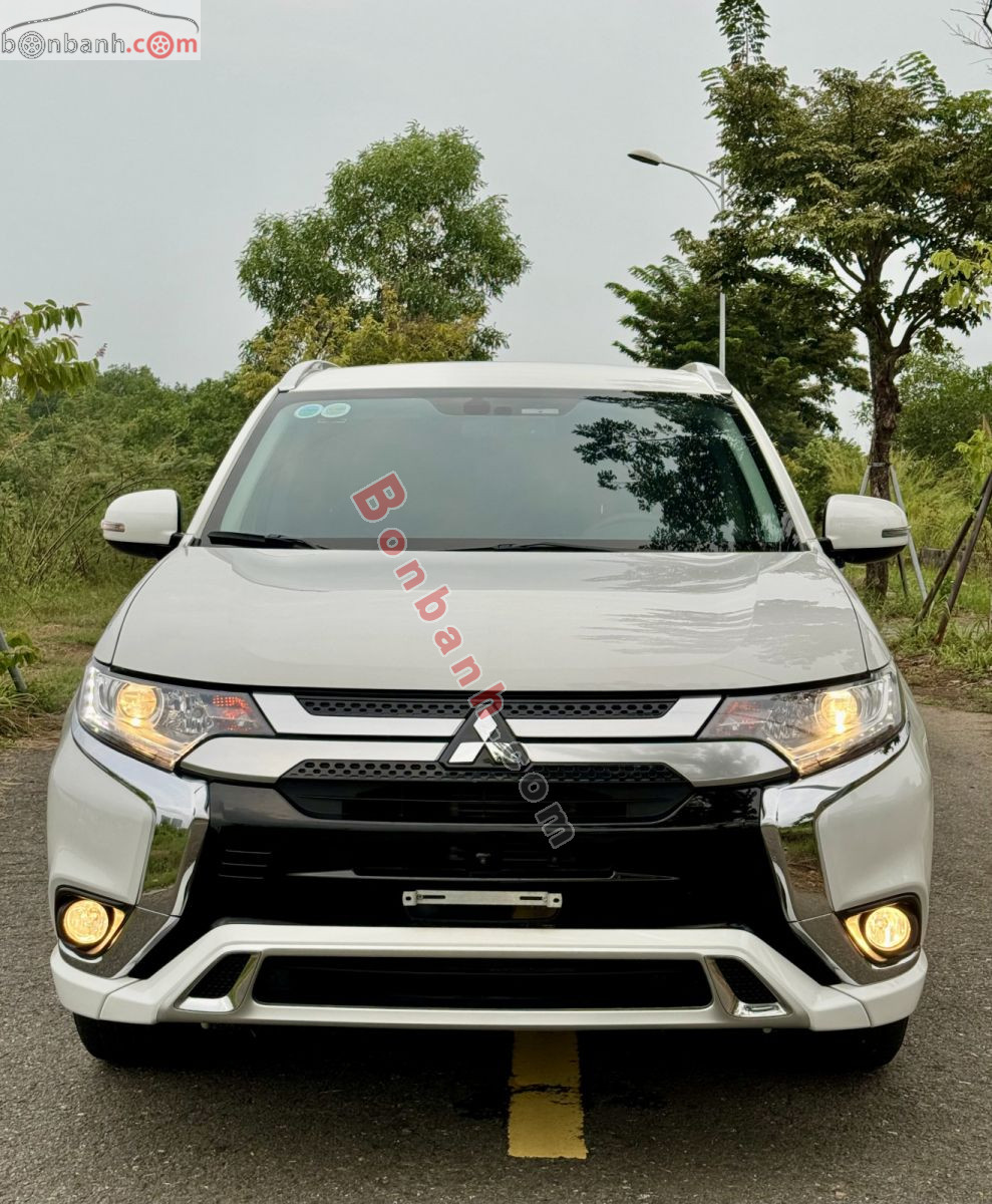 Bán ô tô Mitsubishi Outlander 2.0 CVT - 2022 - xe cũ