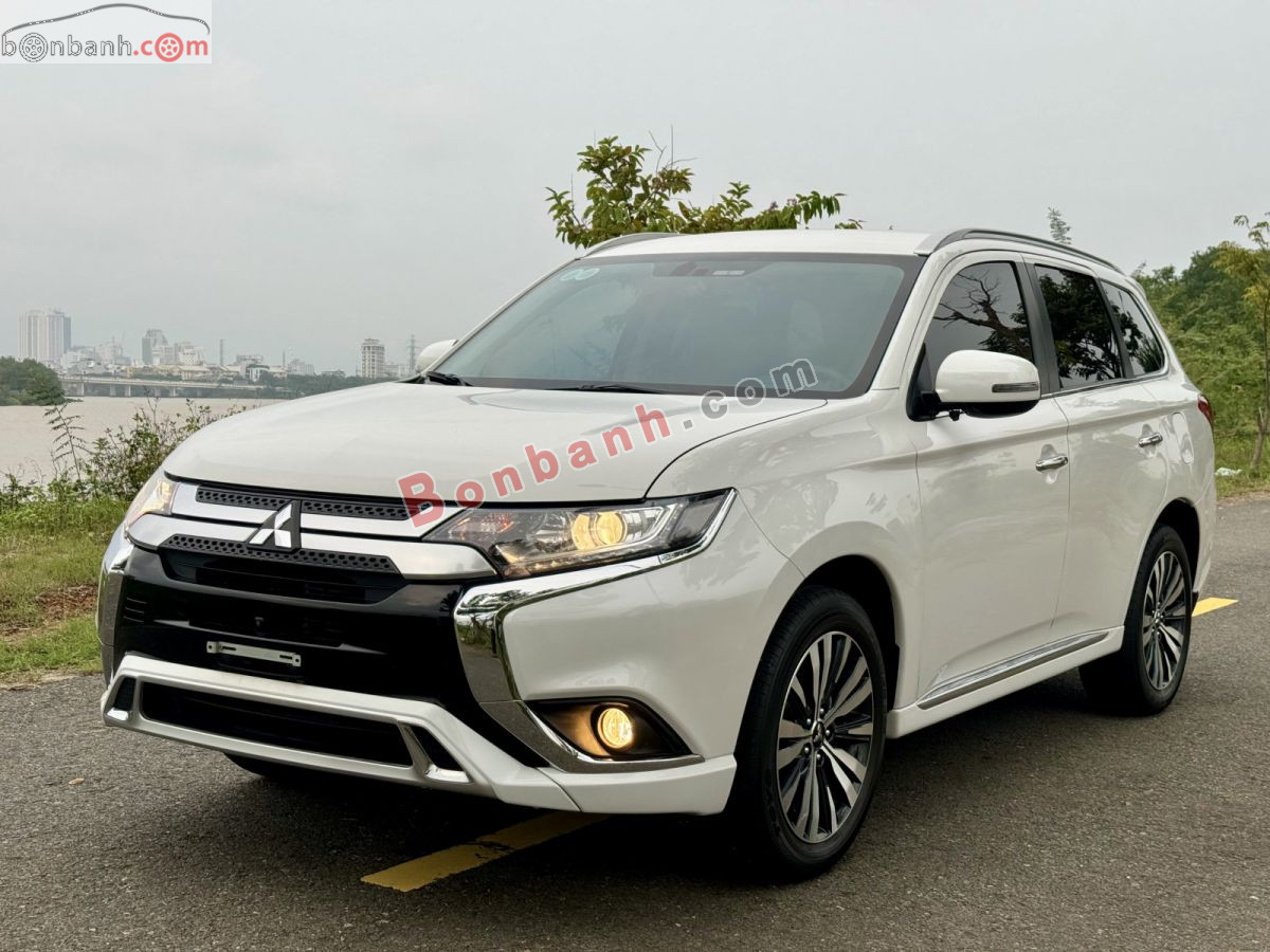 Bán ô tô Mitsubishi Outlander 2.0 CVT - 2022 - xe cũ