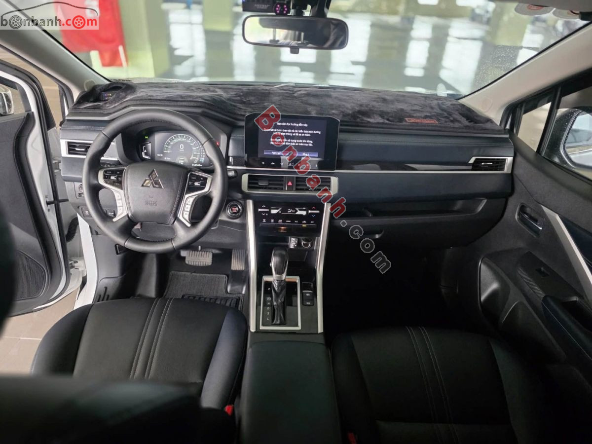 Bán ô tô Mitsubishi Xpander Cross 1.5 AT - 2025 - xe cũ