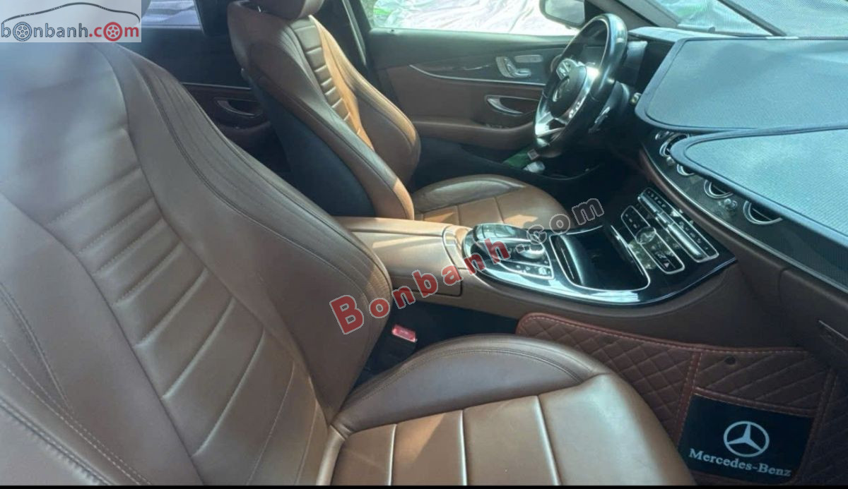 Bán ô tô Mercedes Benz E class E300 AMG - 2019 - xe cũ