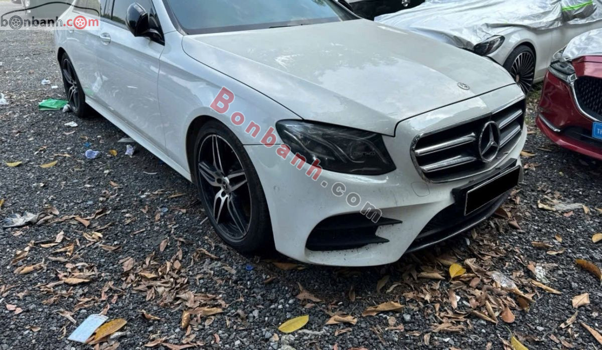 Bán ô tô Mercedes Benz E class E300 AMG - 2019 - xe cũ