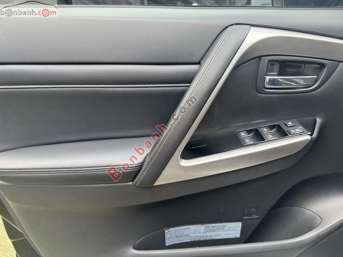 Bán ô tô Mitsubishi Pajero Sport 2.4D 4x4 AT - 2021 - xe cũ