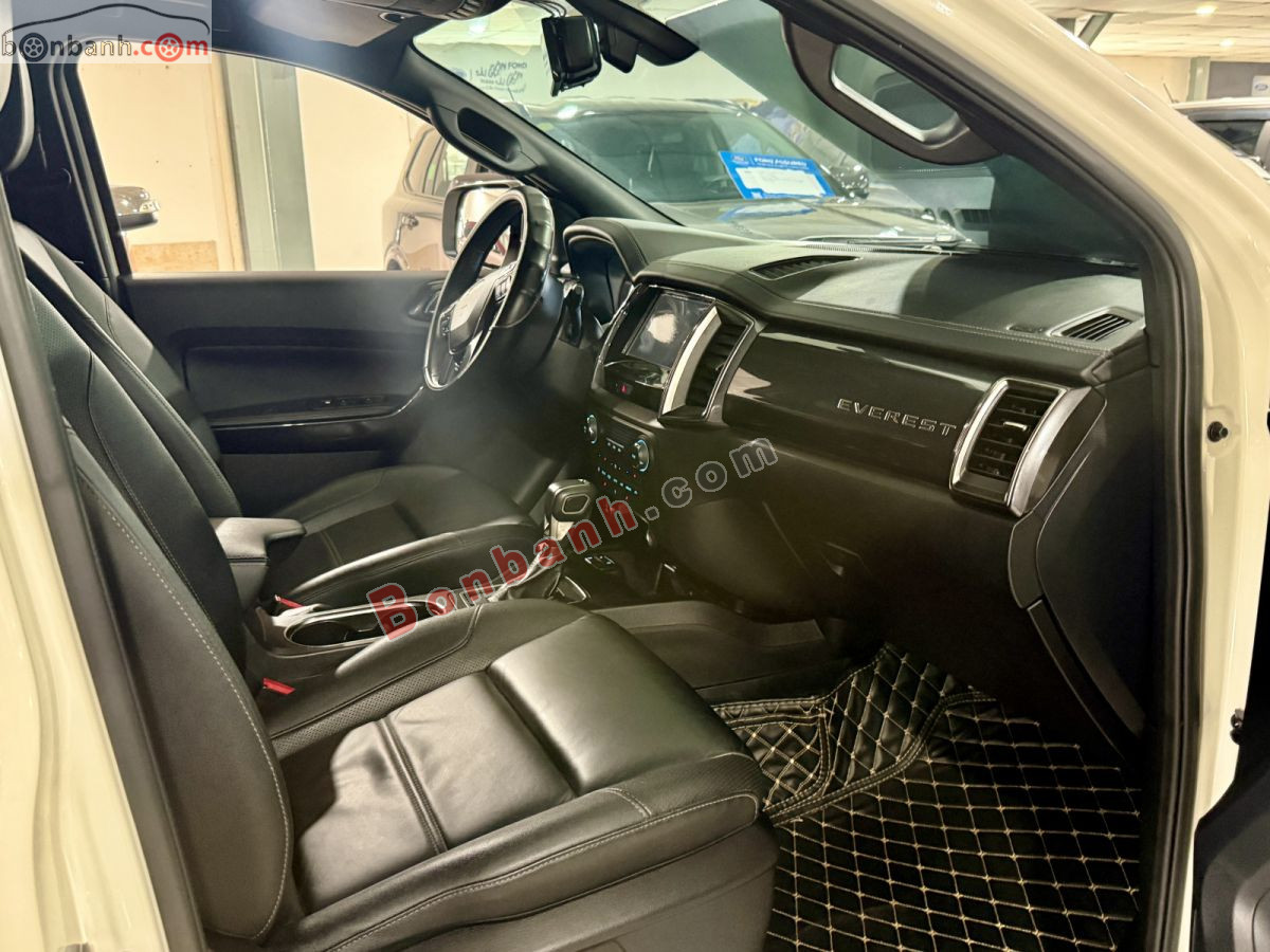 Bán ô tô Ford Everest Titanium 2.0L 4x2 AT - 2022 - xe cũ