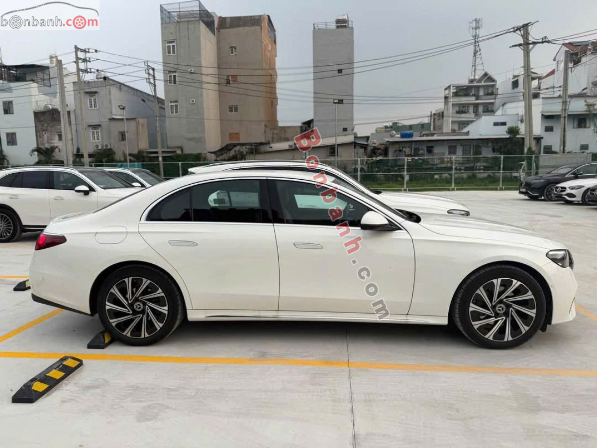 Bán ô tô Mercedes Benz E class E200 Exclusive - 2025 - xe cũ
