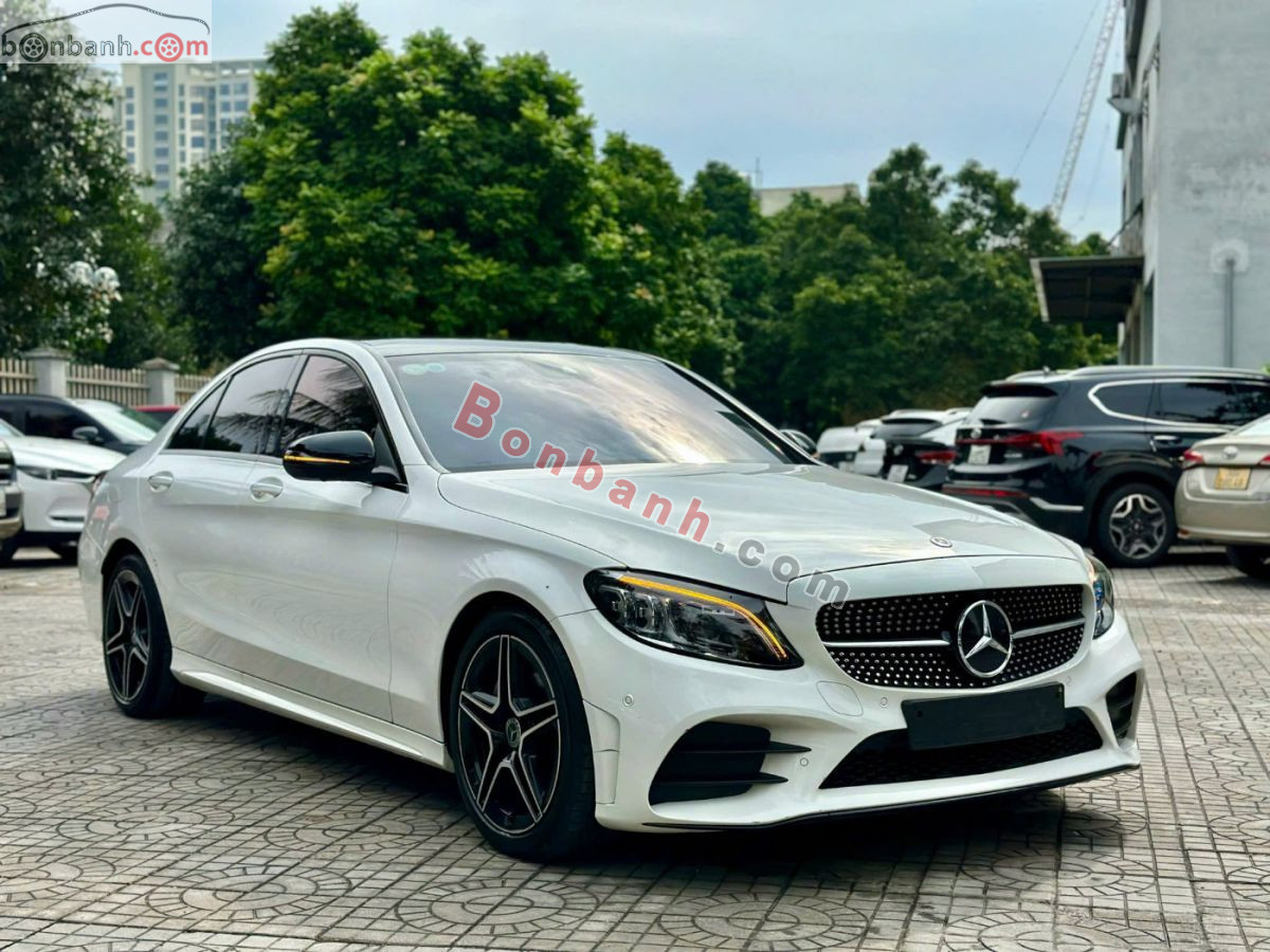 Bán ô tô Mercedes Benz C class C300 AMG - 2021 - xe cũ
