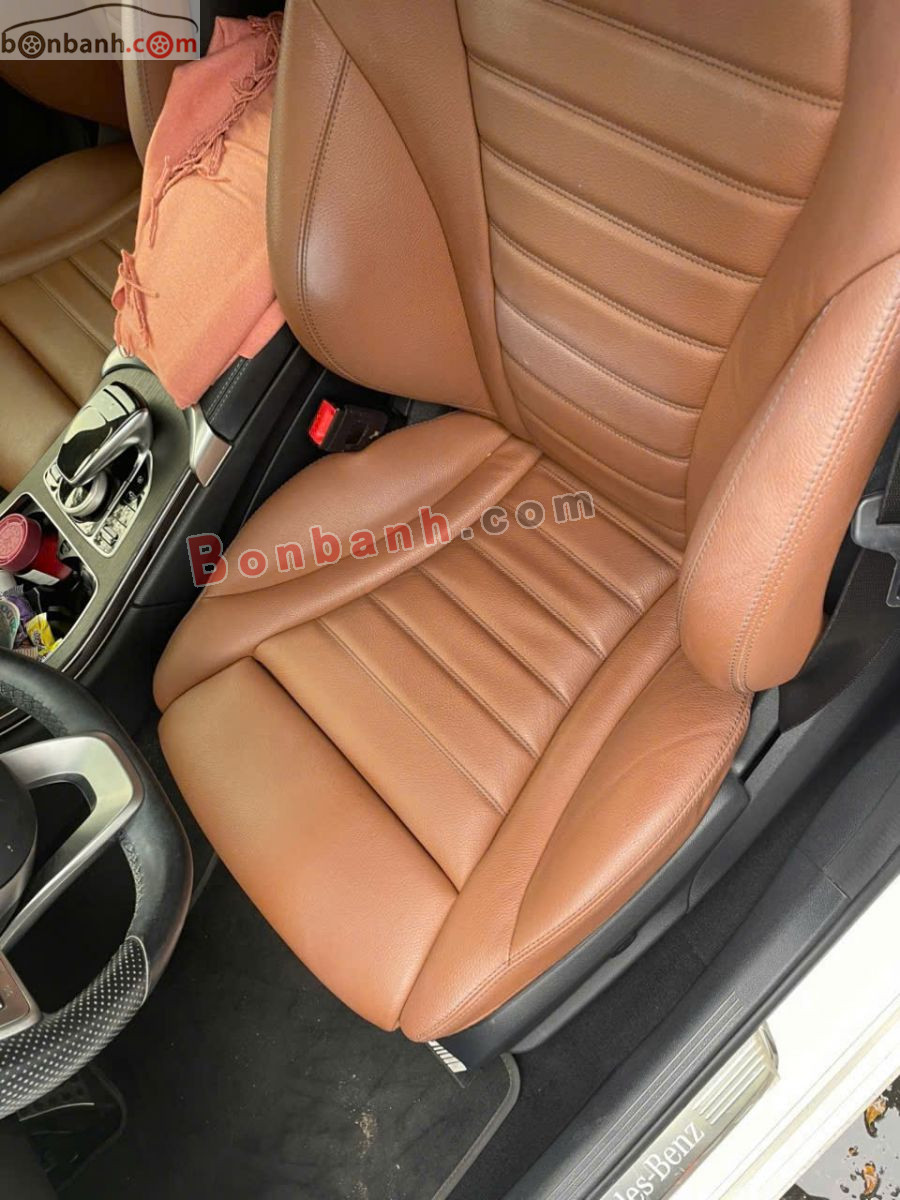 Bán ô tô Mercedes Benz C class C300 AMG - 2021 - xe cũ