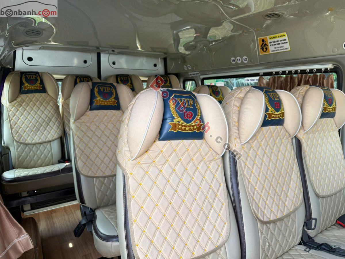 Bán ô tô Ford Transit Tiêu chuẩn - 2024 - xe cũ