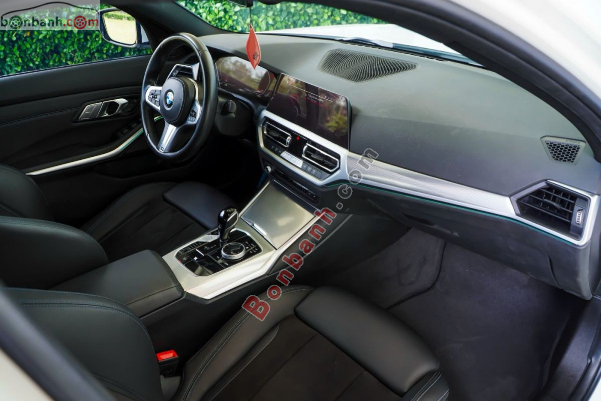 Bán ô tô BMW 3 Series 320i M Sport - 2022 - xe cũ