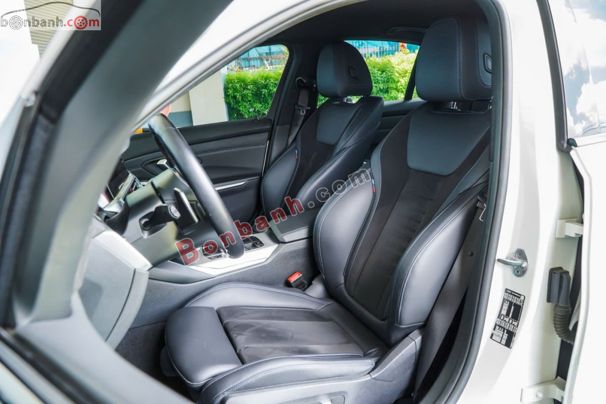 Bán ô tô BMW 3 Series 320i M Sport - 2022 - xe cũ